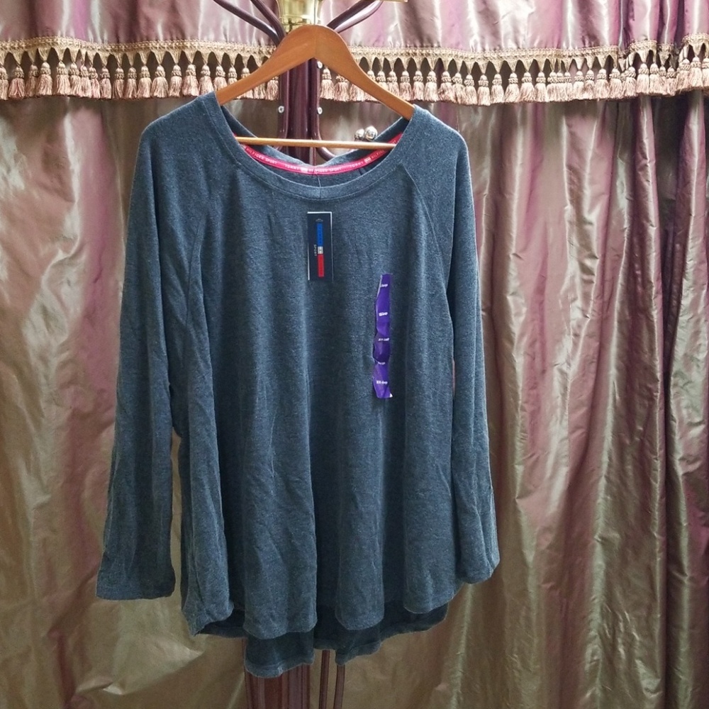 Tommy Hilfiger top